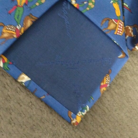 ❤️NWOT SALVATORE FERRAGAMO Navy Horse Stunt Theme Silk Necktie Tie - Picture 4 of 7